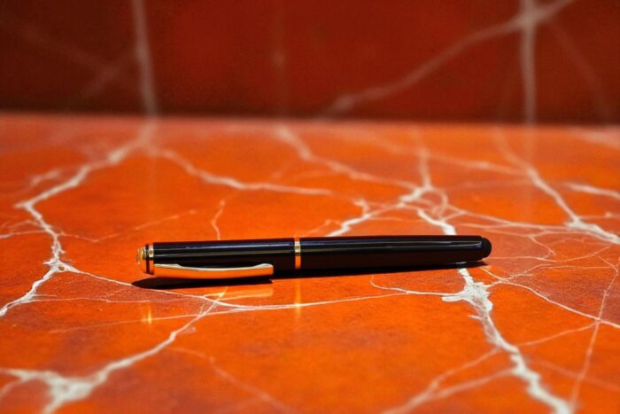 MP‑21 Elegant Ball Pen – Gold & Black Finish with Magnetic Cap | Official Meeting Essential - Image 2
