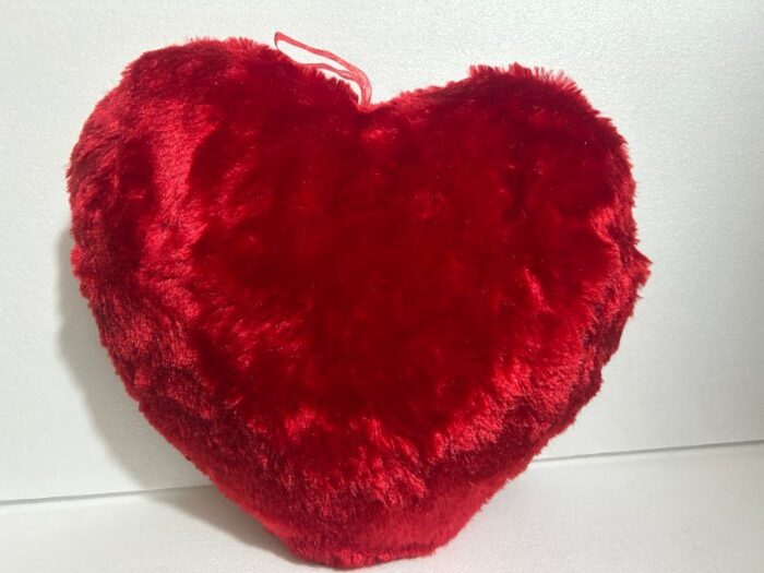 Premium Heart-Shaped Custom Fur Cushion – Soft Personalized Photo Pillow with White Center Panel - Image 2